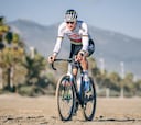 Van der Poel seguirá sin competir al menos dos semanas más