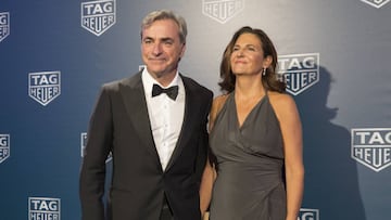 Carlos Sainz, junto a su mujer en un evento de TAG Heuer.  