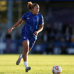 Lauren James, baja contra el Barça