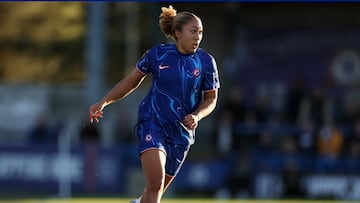 Lauren James, baja contra el Barça