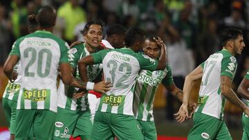 Jugadores de Nacional celebrando un gol ante Santa Fe por Liga &Aacute;guila I-2018