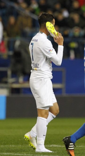 Lucas Vázquez  celebra el gol.