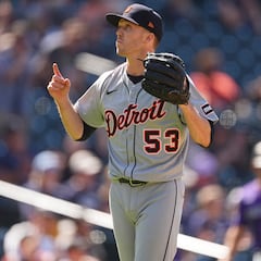 Blue Jays refuerzan su bullpen con la llegada del relevista Chase Lee