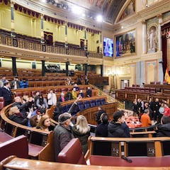 ¿Cuándo se aprobó la Constitución Española, quiénes son los padres del texto y cómo fue la votación?