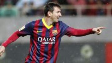 El delantero argentino del FC Barcelona Leo Messi celebra su segundo gol, el tercero de su equipo frente al Sevilla.