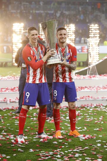 El Atlético de Madrid campeón de la Europa League por tercera vez. Fernando Torres y Saúl Ñíguez.