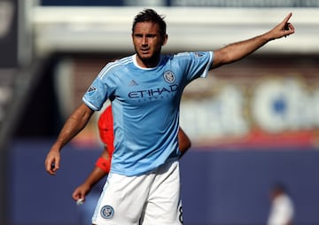 He played for New York City FC alongside Andrea Pirlo and David Villa, spending just a single season in New York. Lampard had signed an agreement with the club a year before he joined and he scored 15 goals in 29 games en route to the Eastern Conference s