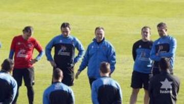 <b>ATENTOS. </b>JIM no pierde de vista la posibilidad de fichar algo más aunque sabe que es complicado.