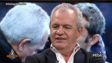 "En el fisio, en el autobús, es como llevar un reloj. Por eso les he quitado los móviles"