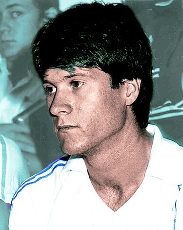 Uno de los mejores centrales. Lo tenía todo. Planta, colocación, técnica, salida de balón y llegada. Las lesiones le castigaron. Una entrada de Migueli en la final de Copa en 1983 celebrada en Zaragoza le remató. Se retiró de manera prematura. Cuatro veces internacional.