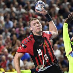 Un coloso de 2,15 fulmina al Barça con tiros a 130 km/h