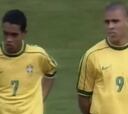 El recital de Ronaldo, Rivaldo y Ronaldinho contra Argentina