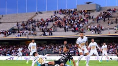 Alek Alvarez of Pumas during the game Pumas UNAM vs Necaxa, corresponding to day 11 of the Torneo Clausura Grita Mexico C22 of Liga BBVA MX, at Olimpico Universitario Stadium, on March 19, 2022.
 
 &lt;br&gt;&lt;br&gt;
 
 Alek Alvarez de Pumas durante el 