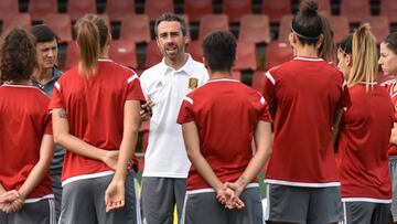 Jorge Vilda en un entrenamiento de la Selecci&oacute;n. 