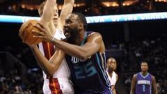 Jefferson destaca en la victoria de los Hornets ante los Heat
