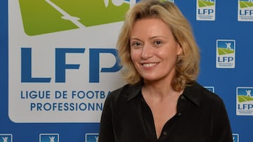 Nathalie Boy De La Tour: En noviembre de 2016, fue elegida para ser la presidenta de la Liga de Francia, siendo la primera mujer en tener este cargo en dicha competencia. Anteriormente fue la delegada general de la Fundación del Fútbol, órgano de la Federación, donde formaba parte del consejo de administración de la LFP; de hecho también fue la primera mujer en el puesto.