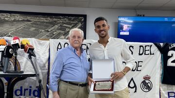 Dani Ceballos, junto a Jacinto Rosón.