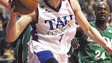 DESAPERCIBIDO. Macijauskas, recien salido de una lesión, tuvo una aportación testimonial.