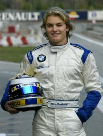 En 2002 ganó la Fórmula BMW corriendo en el Viva Racing, equipo de su padre.
A finales de ese mismo año probaría un Fórmula 1 con Williams, siendo el piloto más joven en hacerlo.