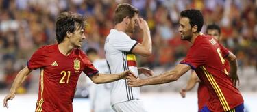 Así le va a los 16 jugadores internacionales del Barça