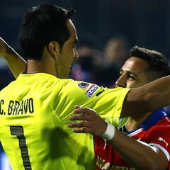 Alexis Sánchez por ausencia de Bravo: "Es un pilar importante"