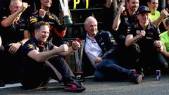 SHANGHAI, CHINA - APRIL 15:  Race winner Daniel Ricciardo of Australia and Red Bull Racing celebrates with his team after the Formula One Grand Prix of China at Shanghai International Circuit on April 15, 2018 in Shanghai, China.  (Photo by Charles Coates