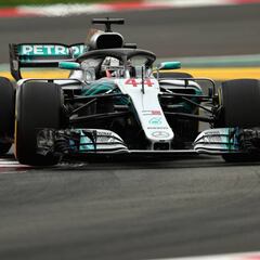 Pole estratosférica de Hamilton con Alonso 8º y Carlos Sainz 9º