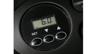 El compresor de aire portátil para el coche mejor valorado en Amazon