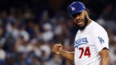 LOS ANGELES, CALIFORNIA - OCTOBER 19: Kenley Jansen #74 of the Los Angeles Dodgers reacts after a strikeout to end the game during the 9th inning of Game 3 of the National League Championship Series against the Atlanta Braves at Dodger Stadium on October 