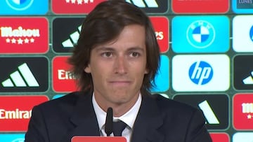 Alvaro Carreras, en la conferencia de presa de su presentación.