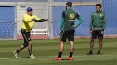 Pepe Mel, durante un entrenamiento.