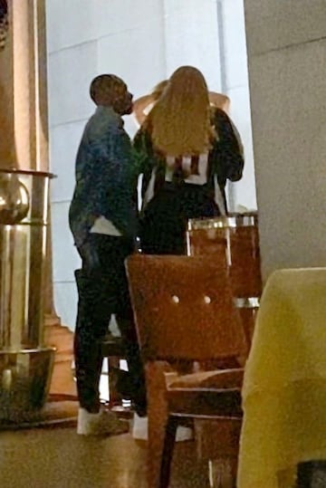 Rich Paul y Adele tienen una cita doble para cenar en Cipriani en Nueva York. 