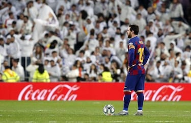 Barcelona: "Messi's only human, he doesn't like losing" - Dani Alves