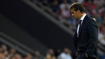 Lopetegui se lamenta de una ocasi&oacute;n fallada en el partido ante el Athletic.