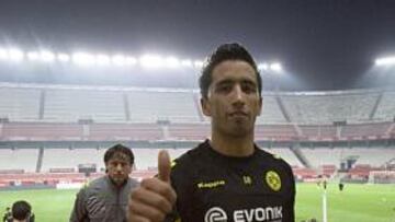 <b>PELIGRO. </b>El Borussia Dortmund de Lucas Barrios amenaza con dejar fuera de Europa al Sevilla.