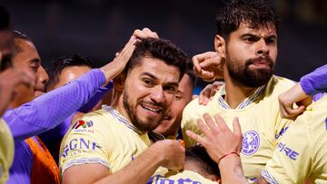 Henry Martín y compañía festejan un gol en el partido contra el Atlético de San Luis