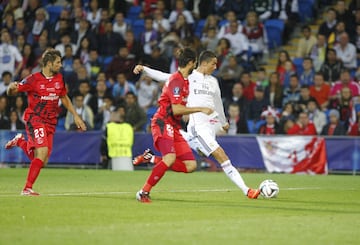 Cristiano marca el 2-0 durante la Supercopa de Europa 2014 en Cardiff. 