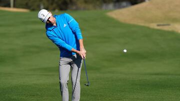 Joaquín Niemann sufrió en el inicio del Match Play (Photo by Chuck Burton/Getty Images)