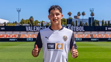 Warren Madrigal, negociación abierta