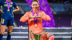 Lola Gallardo gana la Champions con el Lyon. 