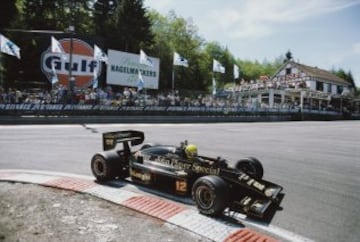 En su etapa en Lotus. GP de Bélgica de 1986.
