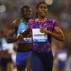 Simbine se presenta y Semenya arrasa a Dibaba en 800