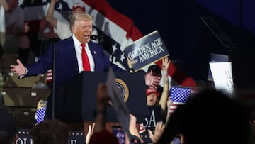 U.S. President Donald Trump speaks during a rally to mark his 100th day in office, at Macomb Community College in Warren, Michigan, U.S., April 29, 2025. REUTERS/Evelyn Hockstein