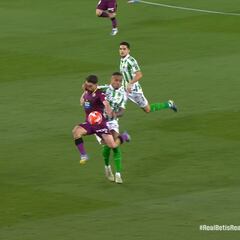 Las polémicas de la jornada 33 en LaLiga: todos los penaltis, expulsiones y jugadas controvertidas