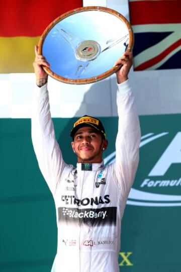 Lewis Hamilton consigue la victoria del GP de Australia