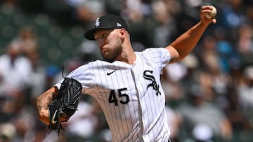 CHICAGO, ILLINOIS - JUNE 30: Starting pitcher Garrett Crochet #45 of the Chicago White Sox throws in the first inning against the Colorado Rockies at Guaranteed Rate Field on June 30, 2024 in Chicago, Illinois. Quinn Harris/Getty Images/AFP (Photo by Quinn Harris / GETTY IMAGES NORTH AMERICA / Getty Images via AFP)