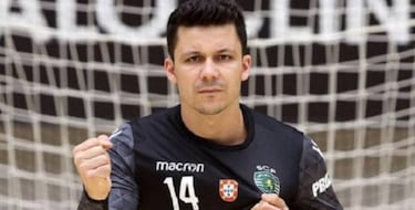 ?Qui¨¦n es el mejor portero de la Champions de f¨²tbol sala?