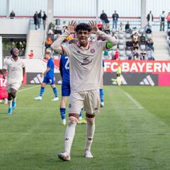 Esprint final para 21 fichajes