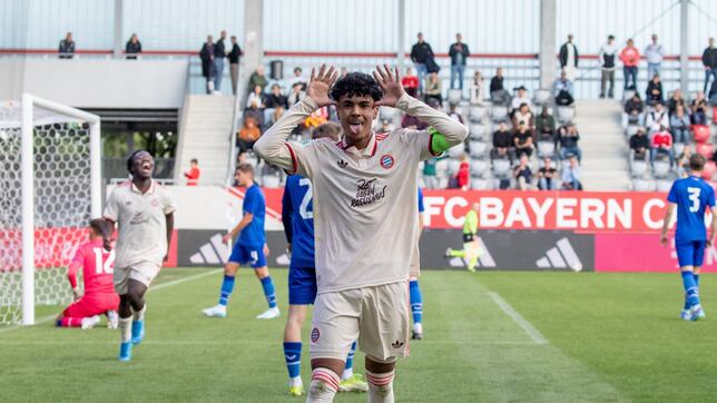 Esprint final para 21 fichajes