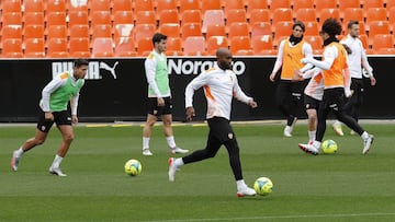 Dimitri Foulquier.
 
 
 
 
 
 
 
 
  MESTALLA